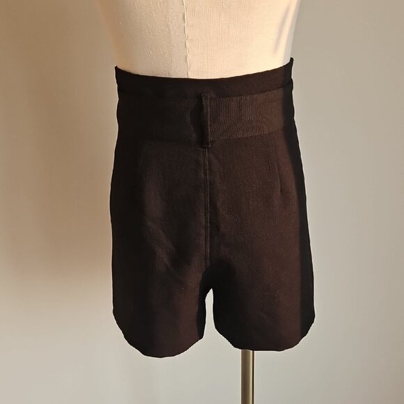 Wilfred High Waist Black Shorts - Picture 3 of 6